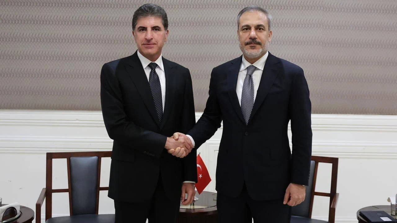 Türkiye sınırında terör örgütü yasaklandı! Irak yönetiminin aldığı kararda Hakan Fidan detayı dikkat çekti