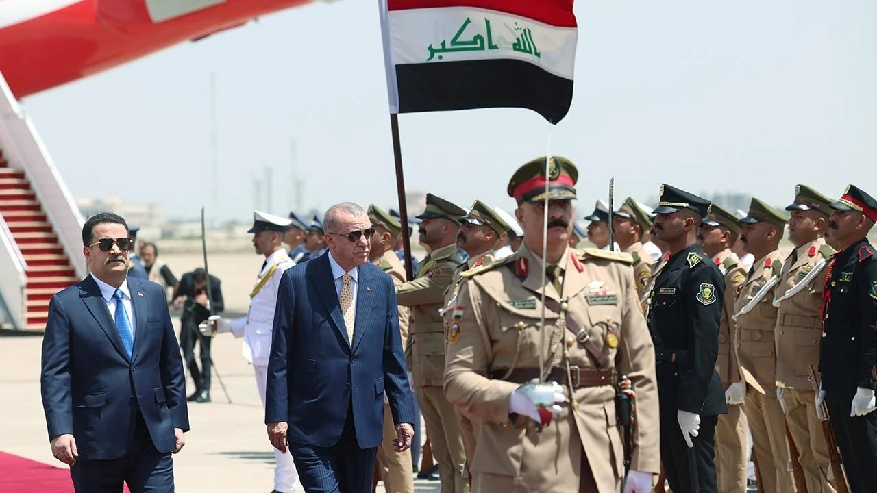 Türkiye sınırında terör örgütü yasaklandı! Irak yönetiminin aldığı kararda Hakan Fidan detayı dikkat çekti