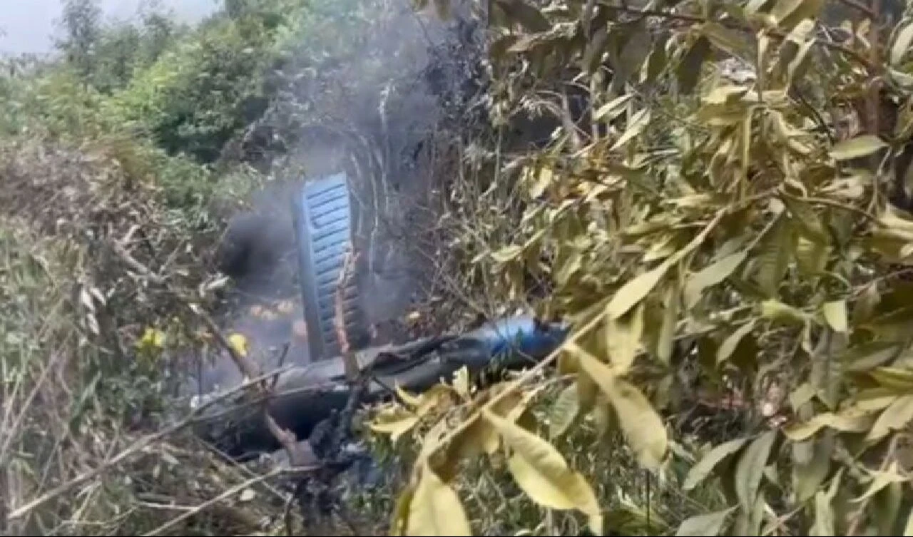 Nepal'de helikopterin kule ile iletişimi kalkıştan 3 dakika sonra kesildi