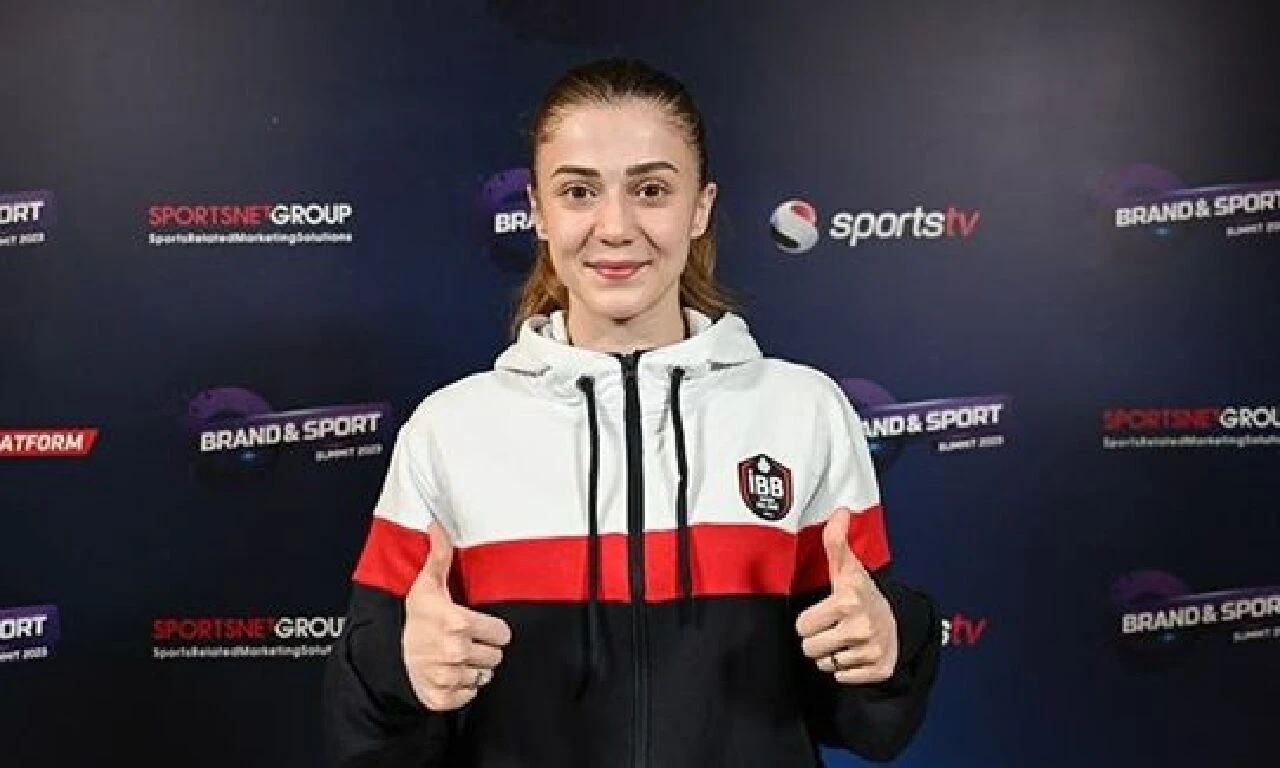 Olimpiyatlarda milli tekvandocu Merve Kavurat son 16 turuna kaldı! Bugün madalya kazanabilir
