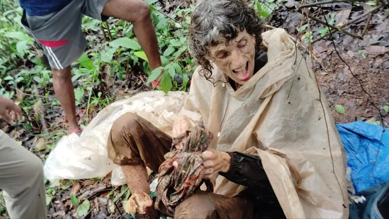 Ormanda ağaca zincirlenmiş bulunan kadın gerçekleri itiraf etti: Her şeyi kendisi yapmış - 2. Resim