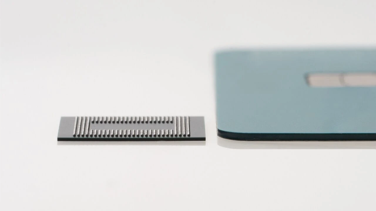 Samsung, akıllı telefonlar için tırnak kadar ince bellek çipi tanıttı - 3. Resim