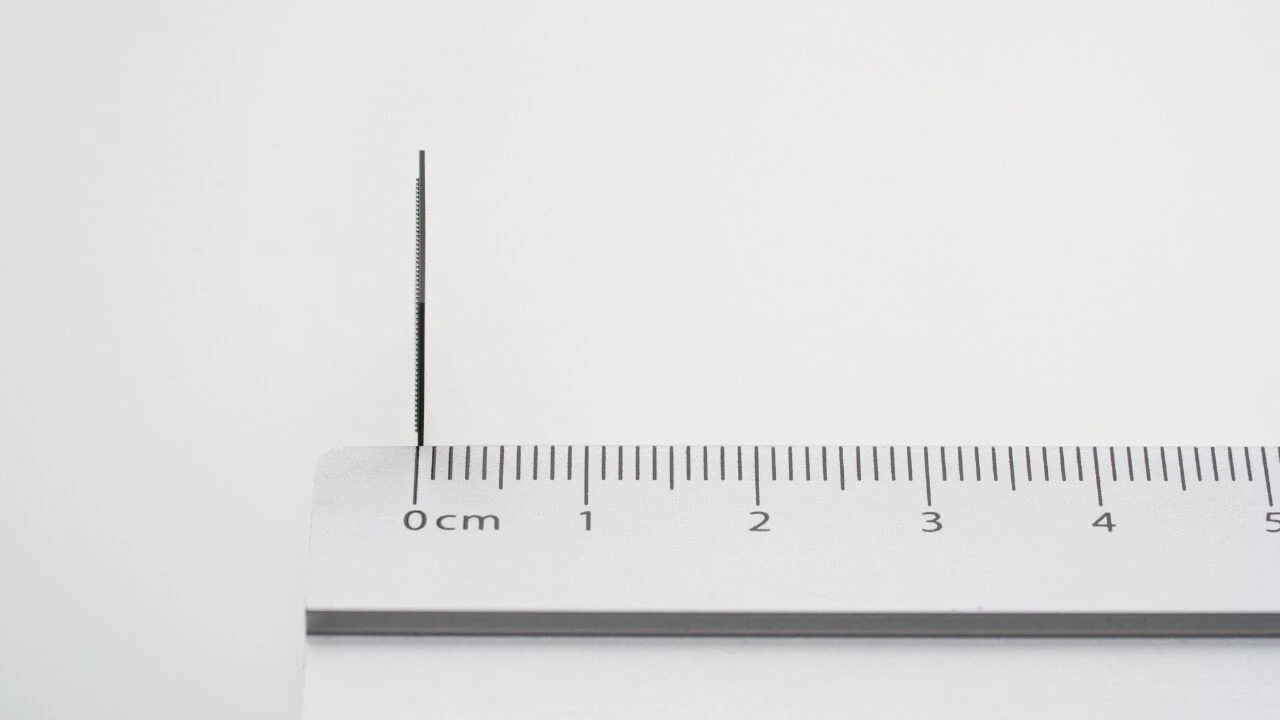 Samsung, akıllı telefonlar için tırnak kadar ince bellek çipi tanıttı - 2. Resim