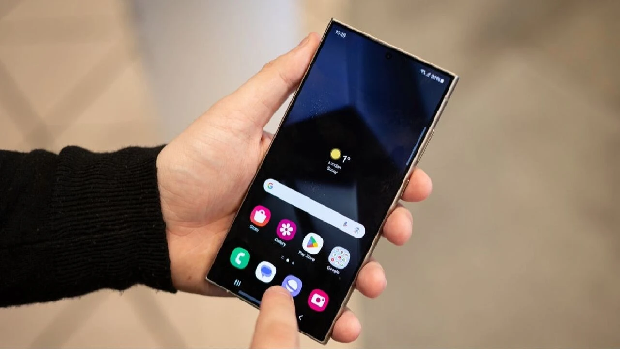 Samsung duyurdu: Güvenlik açığı bulan 1 milyon dolar kazanacak