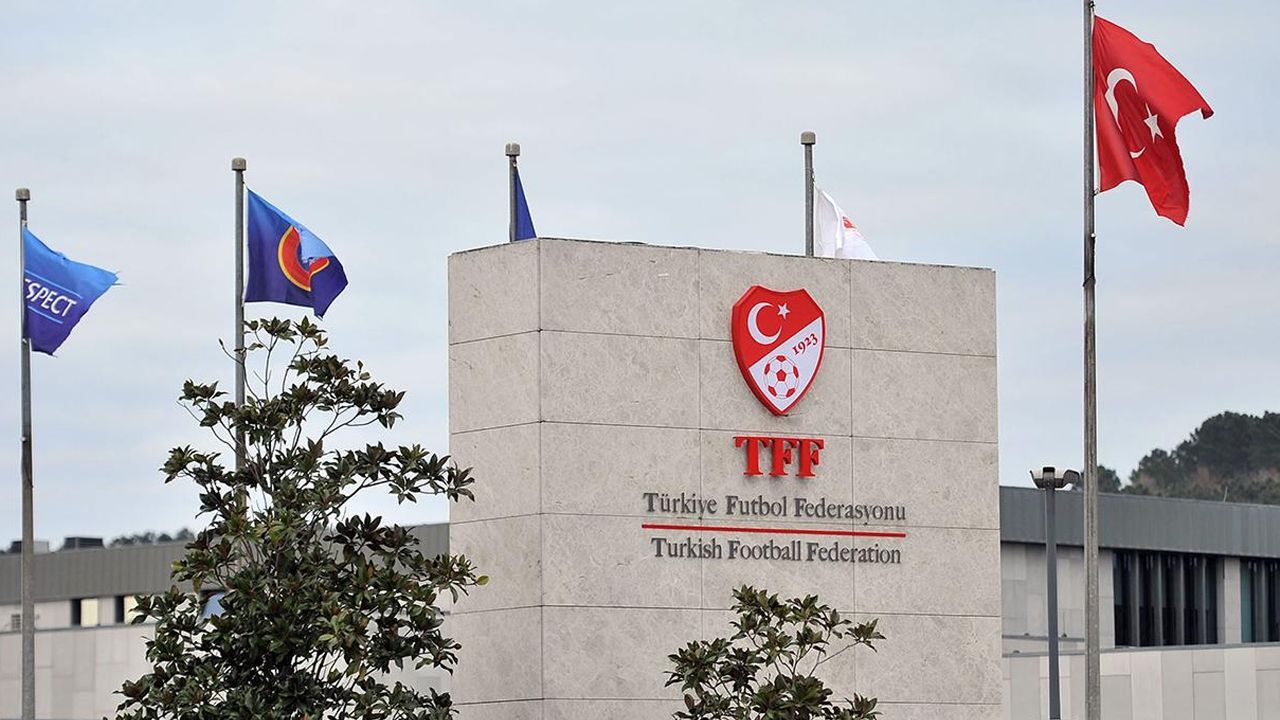 TFF&#039;de deprem! Hacıosmanoğlu sitem etti, Yargıtay üyelerinin istifaları peş peşe geldi 