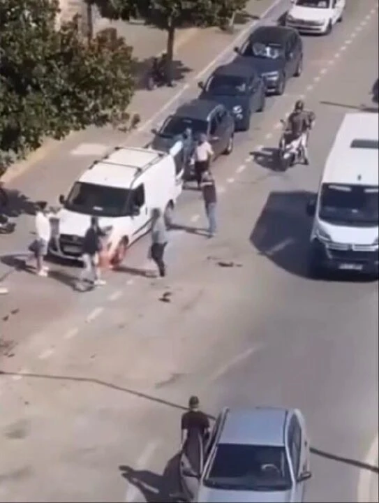 Bursa'da kanlı hesaplaşma! Sokak ortasında dehşet saçtı