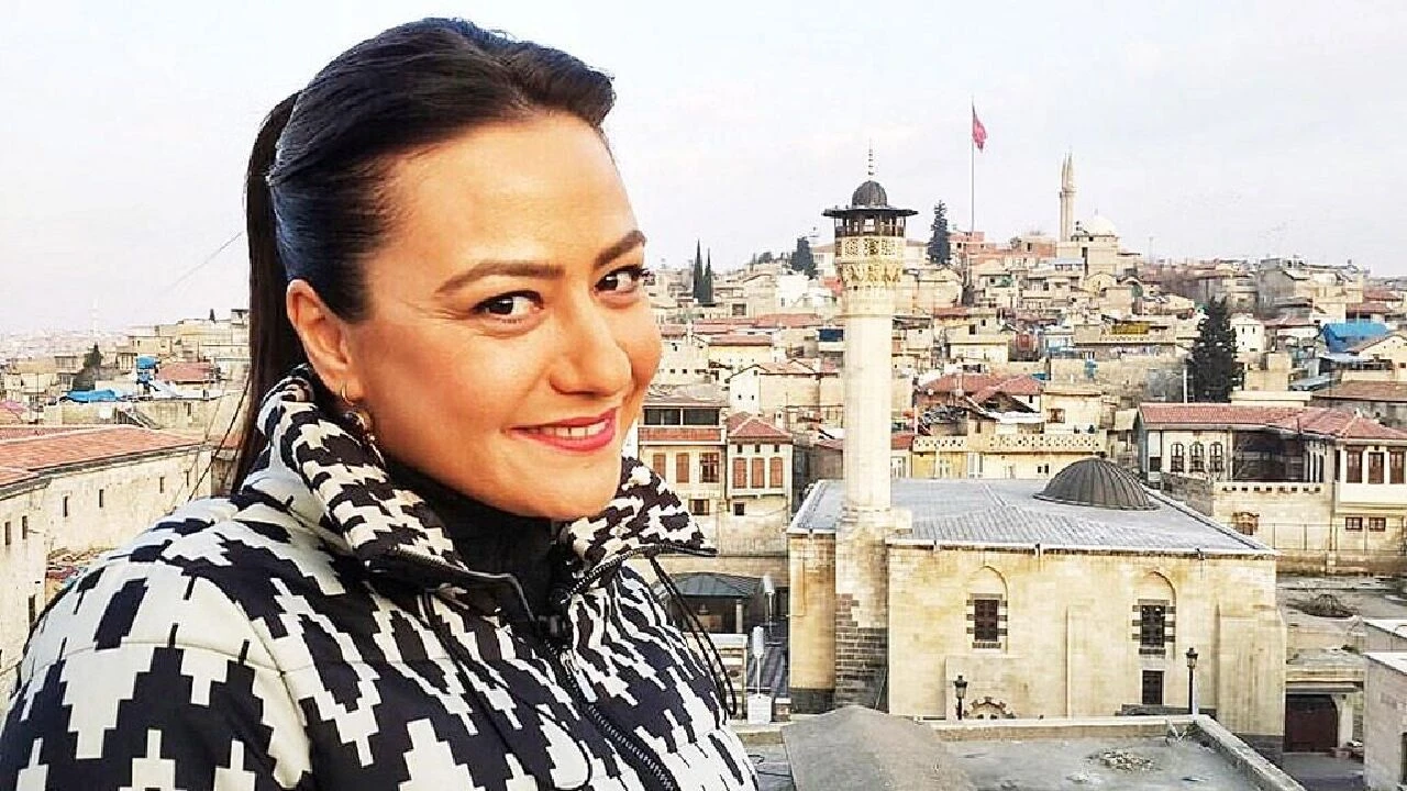 Gelinim Mutfakta'nın sunucusu Nursel Ergin'in yerine yeni bir isim geldi