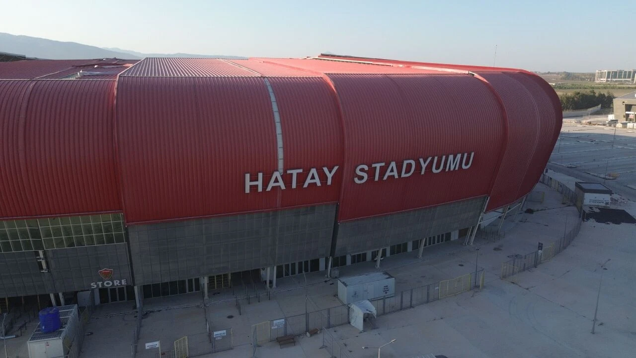Sahası yapılan Hatayspor'un teknik direktörlüğünü 3 Mayıs'tan beri Özhan Pulat yapıyor - 2. Resim