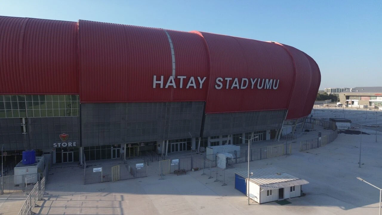 Sahası yapılan Hatayspor'un teknik direktörlüğünü 3 Mayıs'tan beri Özhan Pulat yapıyor - 3. Resim