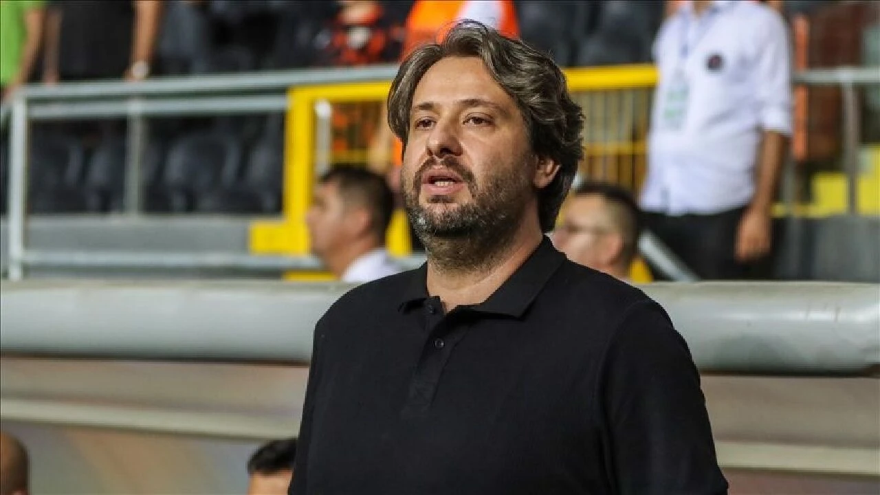 Sahası yapılan Hatayspor'un teknik direktörlüğünü 3 Mayıs'tan beri Özhan Pulat yapıyor - 1. Resim