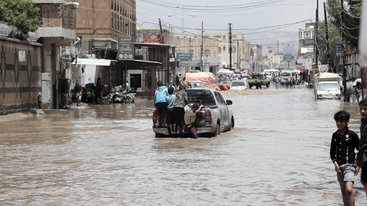 Yemen&#039;de sel felaketi: 40 kişi hayatını kaybetti 