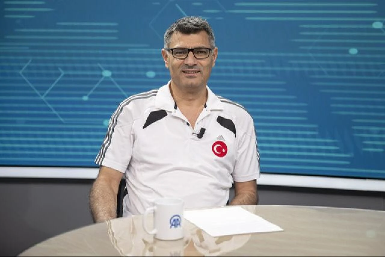 Yusuf Dikeç kariyerinin dönüm noktasını anlattı! 'Sadece üstümdeki tişört değişti' - 3. Resim