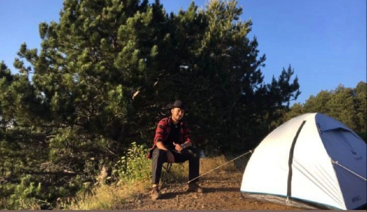 Ailesi evden kovdu hayatı bir anda değişti! 5 yılda 71 şehir 7 ülke gezdi - 4. Resim