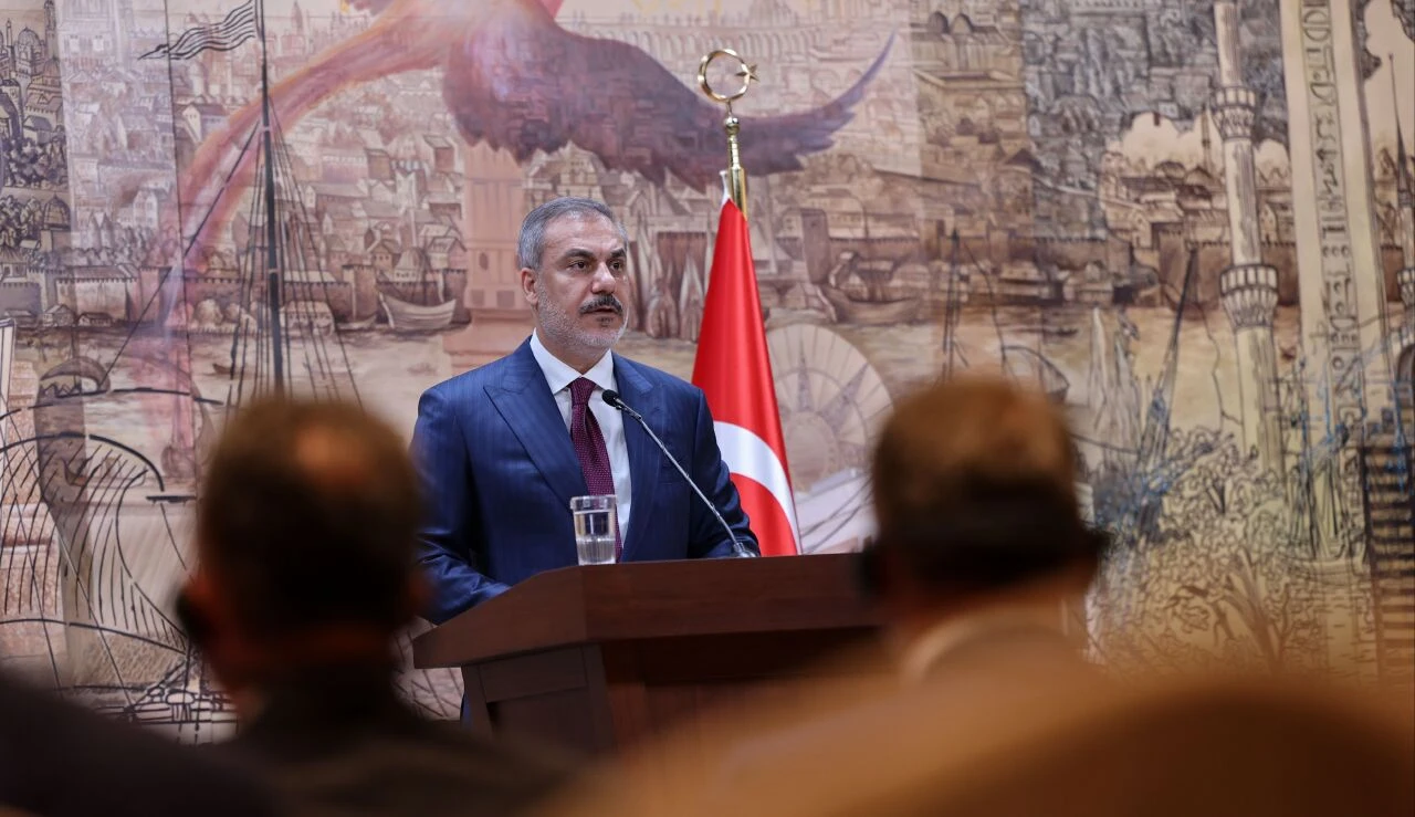 Bakan Fidan'dan Batı'ya Gazze tepkisi: İsrail'i destekleyenler katliama ortak