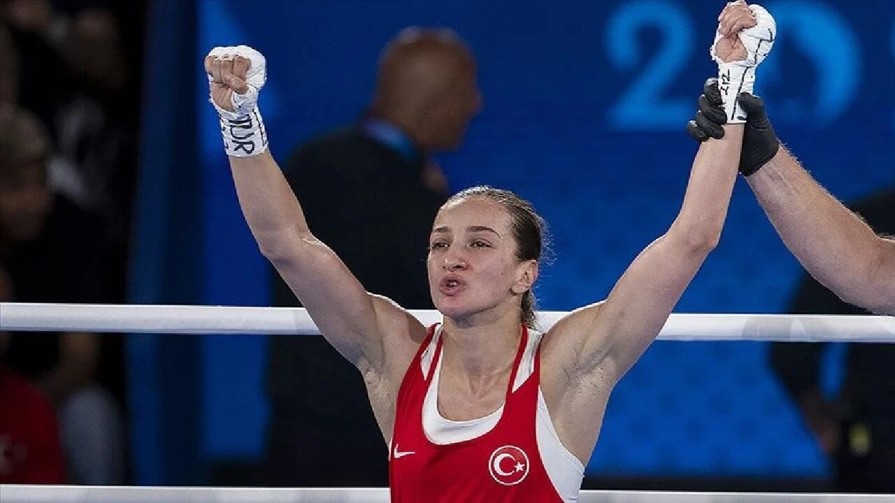 Buse Naz Çakıroğlu, Paris Olimpiyatları'nda bu akşam altın madalya için finale çıkacak - 1. Resim