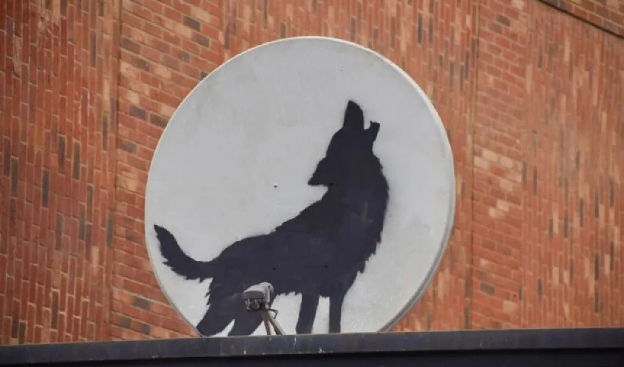 Gizemli sanatçı Banksy'nin son eseri hırsızların elinde! Güpegündüz çaldılar