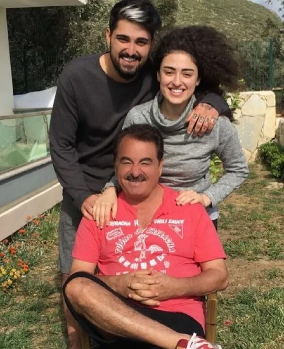 İbrahim Tatlıses'in eski eşi Derya Tuna, Dilan Çıtak'ın peşinde! Yaşadıklarını ağlayarak anlattı - 2. Resim