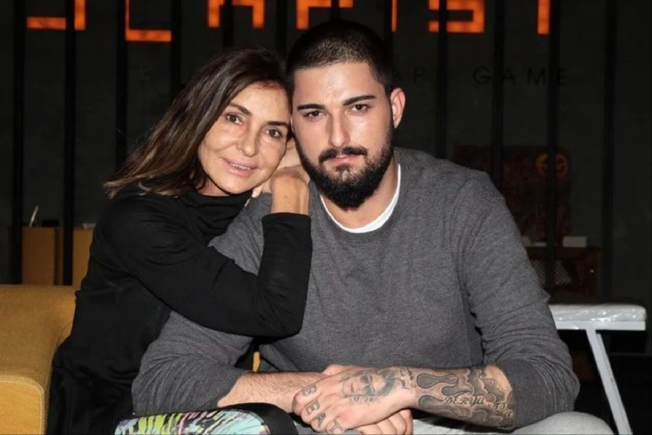 İbrahim Tatlıses'in eski eşi Derya Tuna, Dilan Çıtak'ın peşinde! Yaşadıklarını ağlayarak anlattı - 3. Resim
