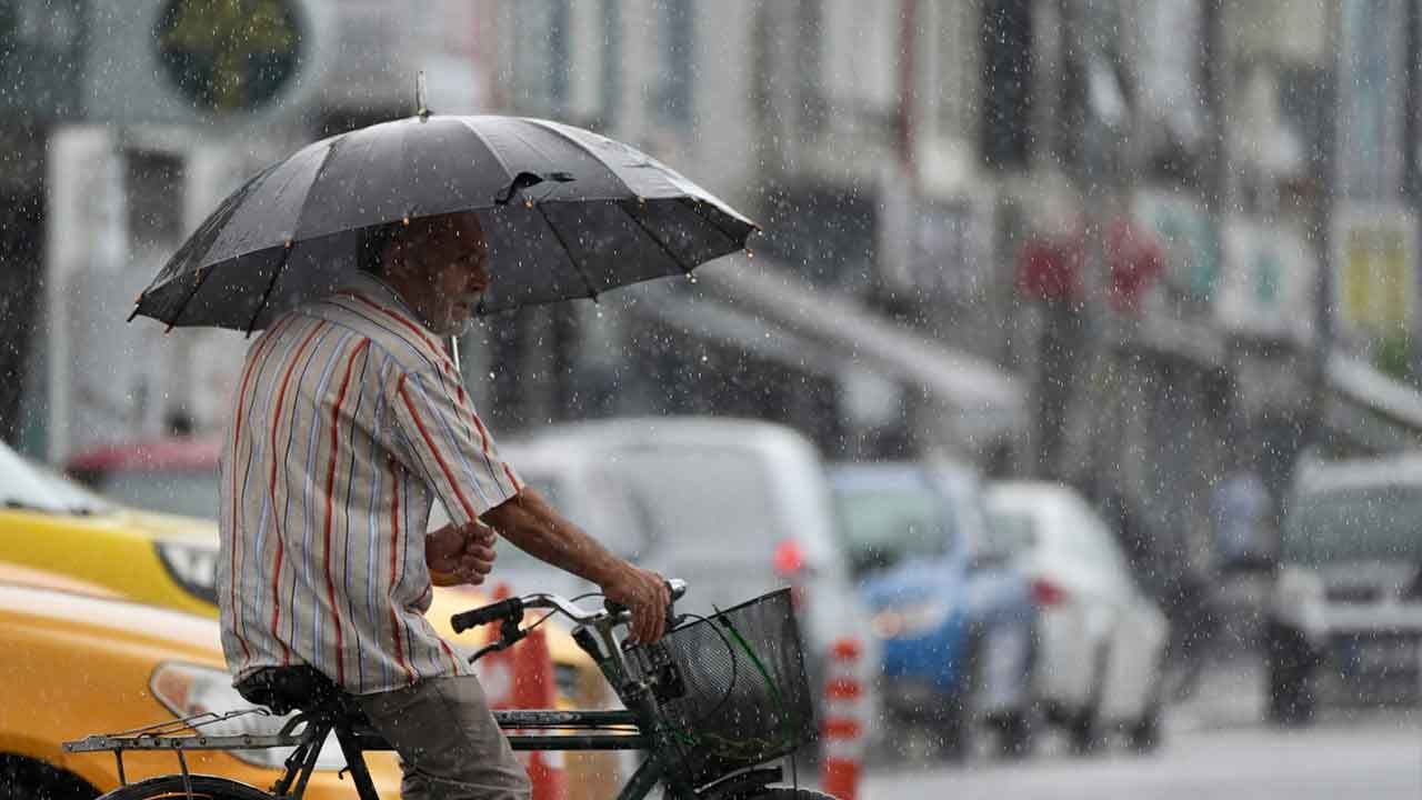 İstanbul&#039;a sağanak uyarısı: Meteoroloji saat verdi! İşte 9 Ağustos il il hava durumu