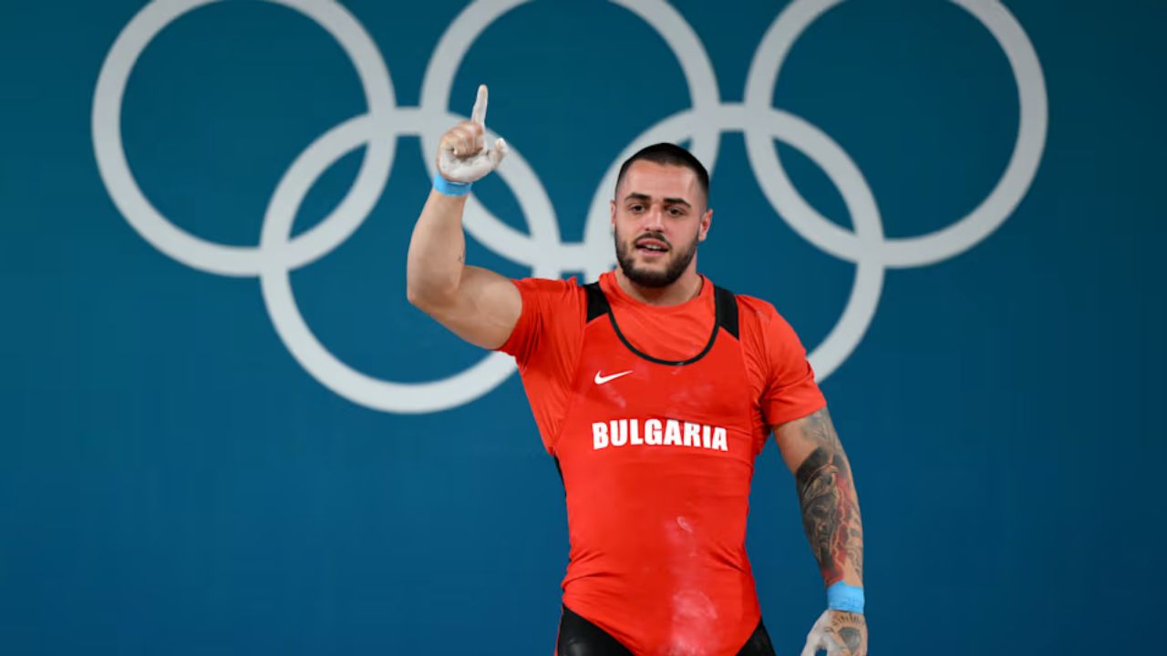 Karlos May Nasar Halter&#039;de rekor kırarak Olimpiyata damga vurdu!