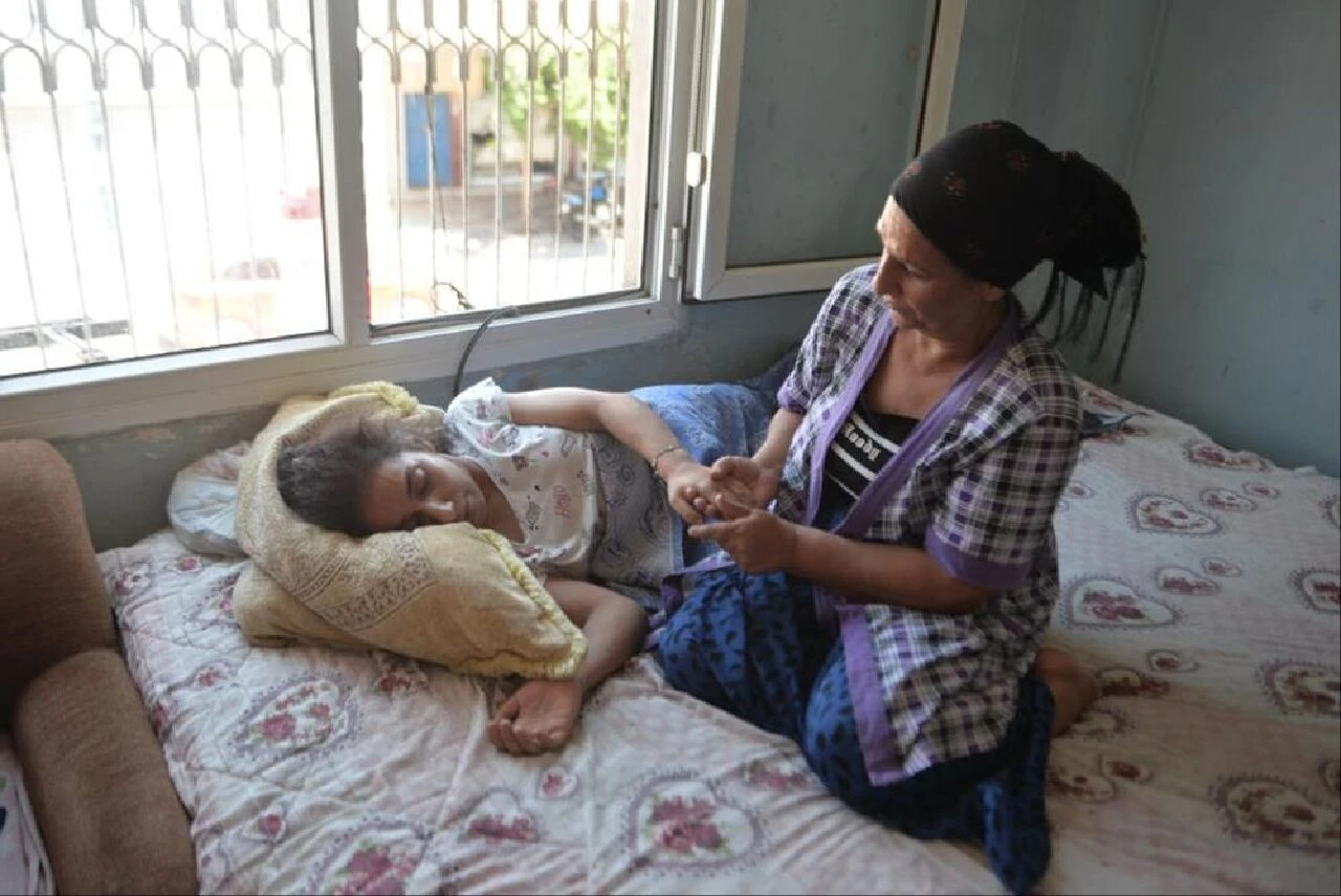 Komşusunun 9 yaşındaki kızına tecavüz edip öldürmüştü! Cezaevinden çıktı, arkadaşını katletti