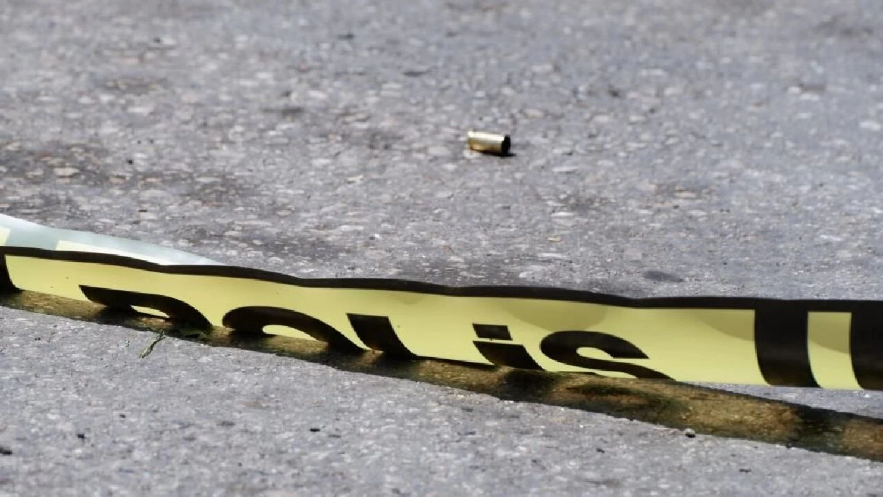 Yürüyerek geldi, kurşun yağdırıp kayıplara karıştı!