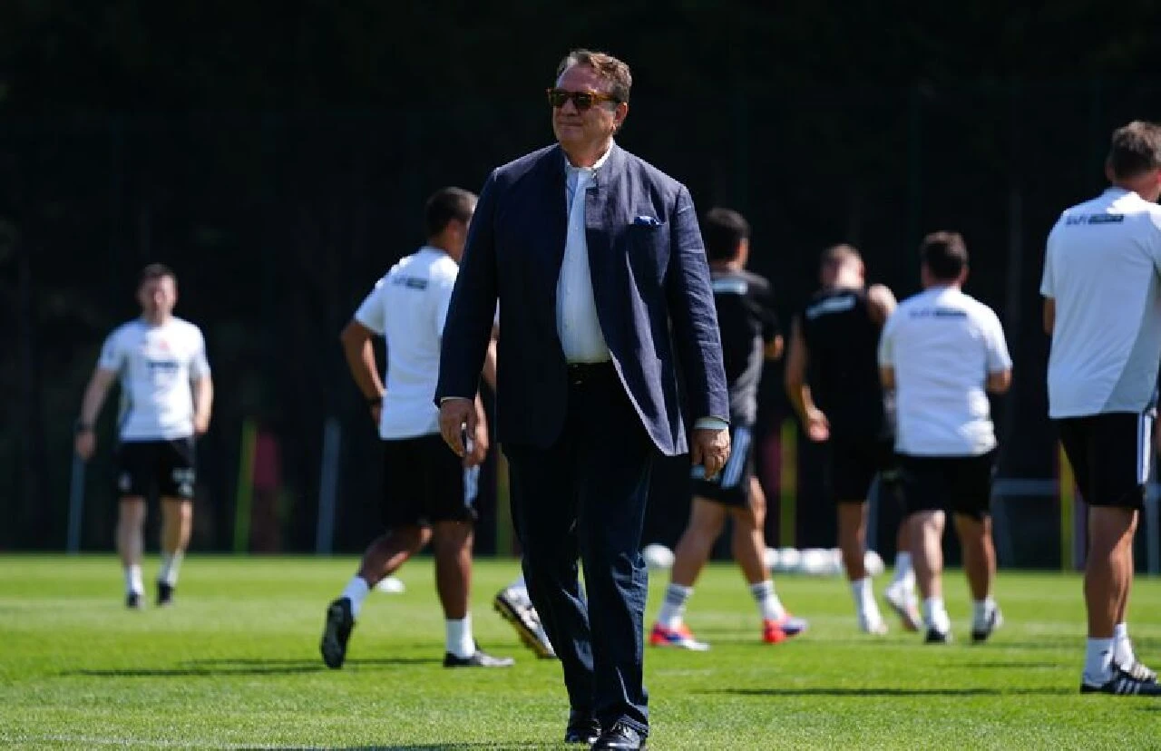 Beşiktaş Başkanı Hasan Arat teklif gelen oyuncuları açıkladı