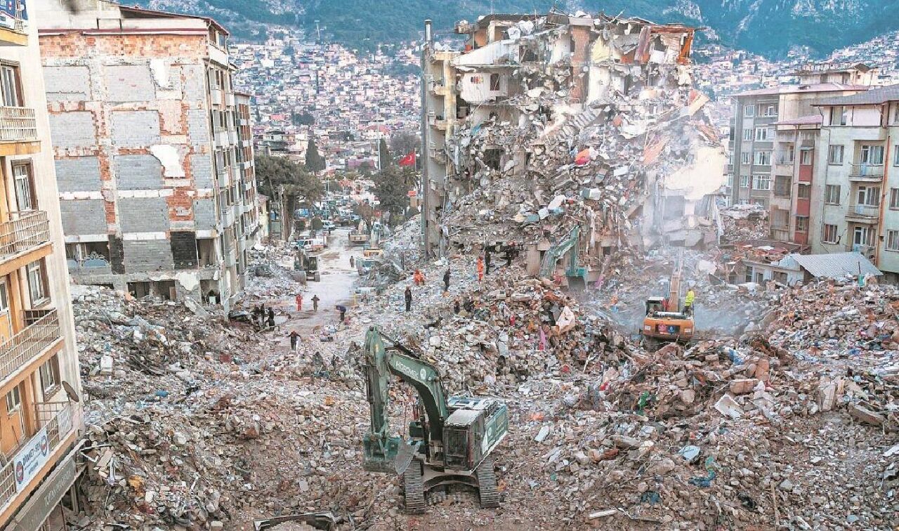 Depremi yaşamayan şehir kalmayacak! Japon deprem uzmanı Yoshinori Moriwaki Türkiye'yi fay hattı üzerinden uyardı - 7. Resim