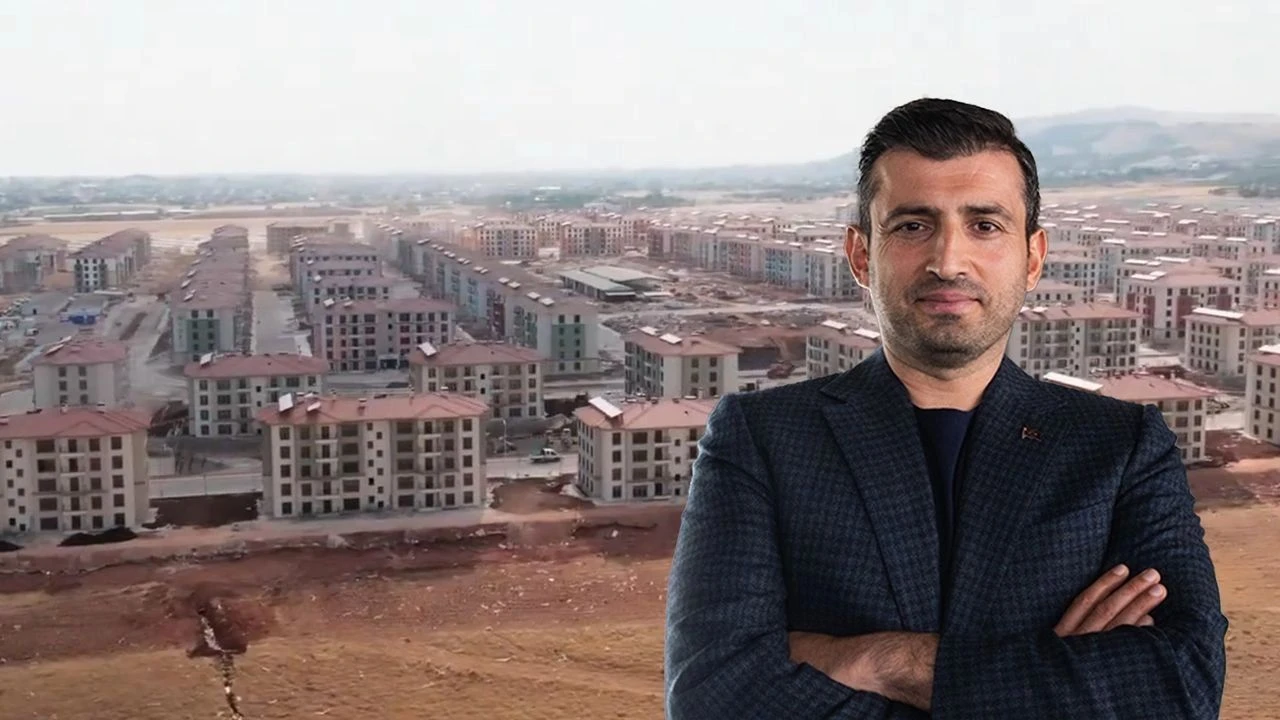 Depremzedelerden Selçuk Bayraktar'a teşekkür! Anahtarlar teslim edildi