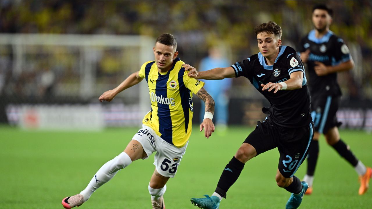 Fenerbahçe, Süper Lig'in ilk maçında Adana Demirspor'u tek golle yendi! - 4. Resim