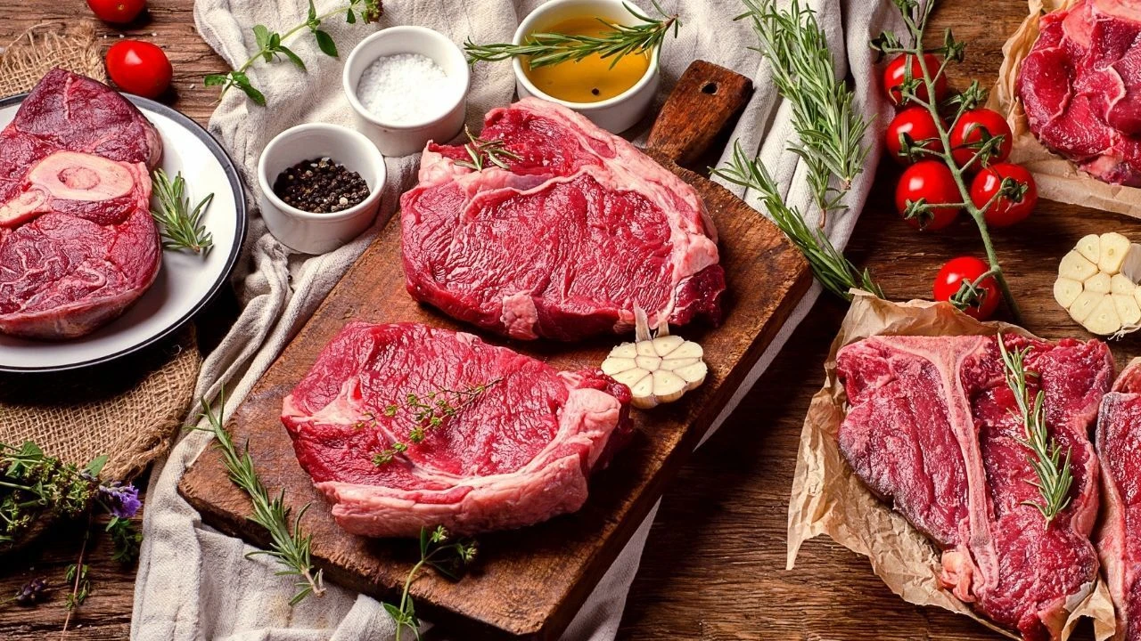 Kırmızı et fiyatları düştü! Her ay 2 kez zamlanan et fiyatları rahatlattı