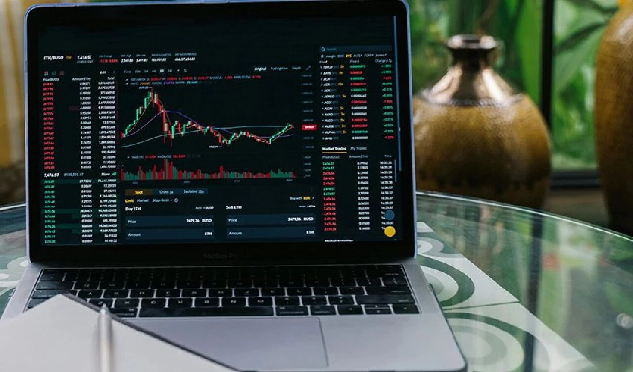 Kripto para piyasalarında kriz fırsata döndü! Bitcoin ve Ether için yatırımcı harekete geçti: Trilyon dolarlık giriş var - 2. Resim