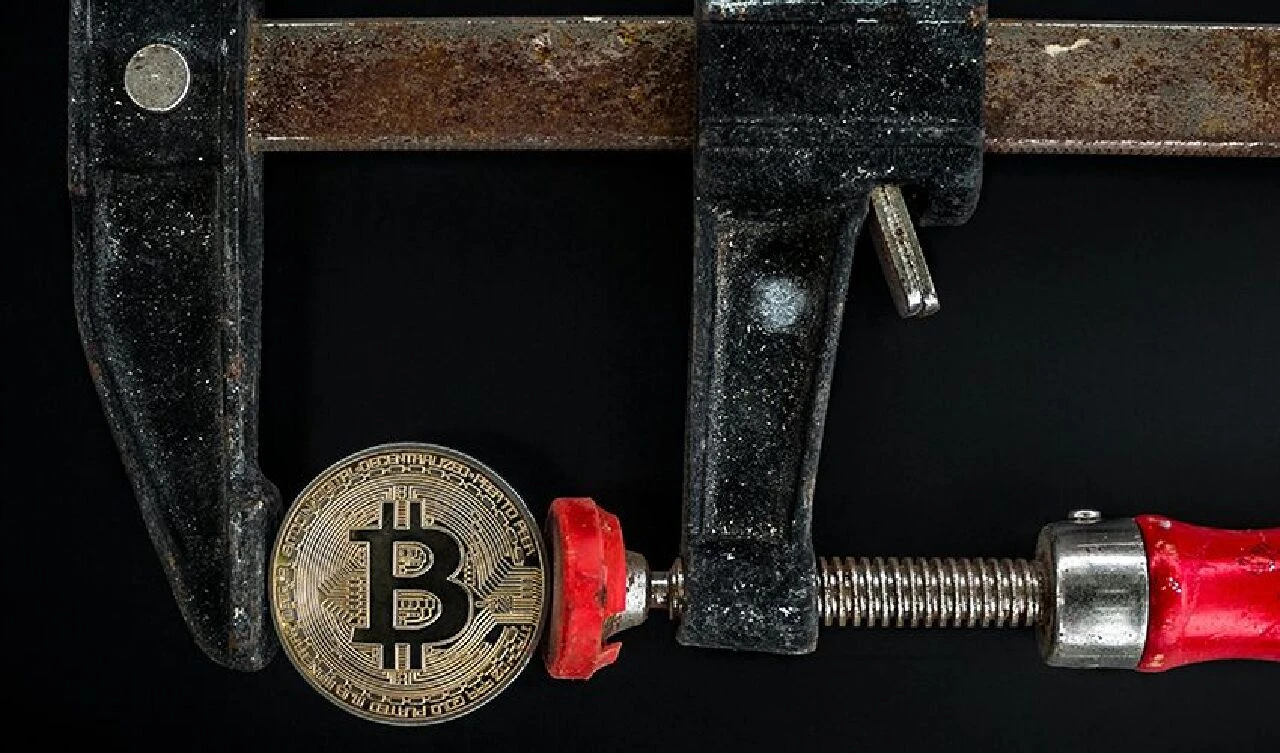 Kripto para piyasalarında kriz fırsata döndü! Bitcoin ve Ether için yatırımcı harekete geçti: Trilyon dolarlık giriş var - 1. Resim