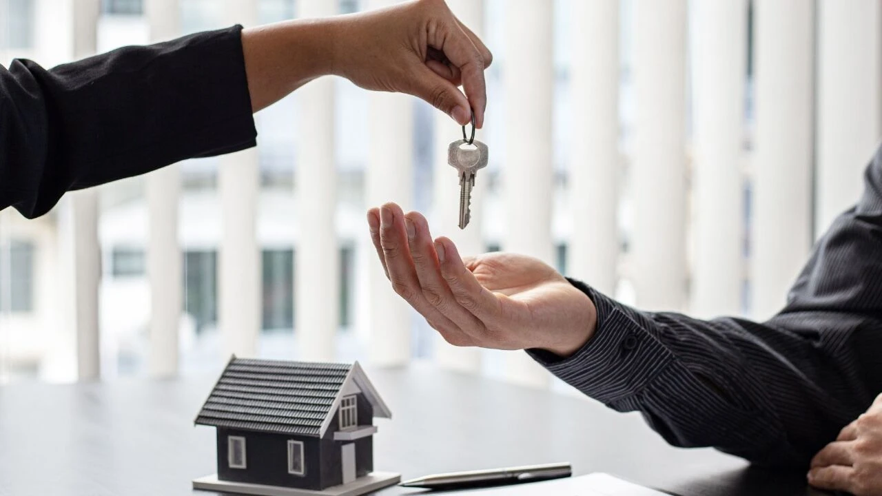 Merkez Bankası 'kiralar düşer' dedi! Uzman ekonomistten kritik zam oranı açıklaması