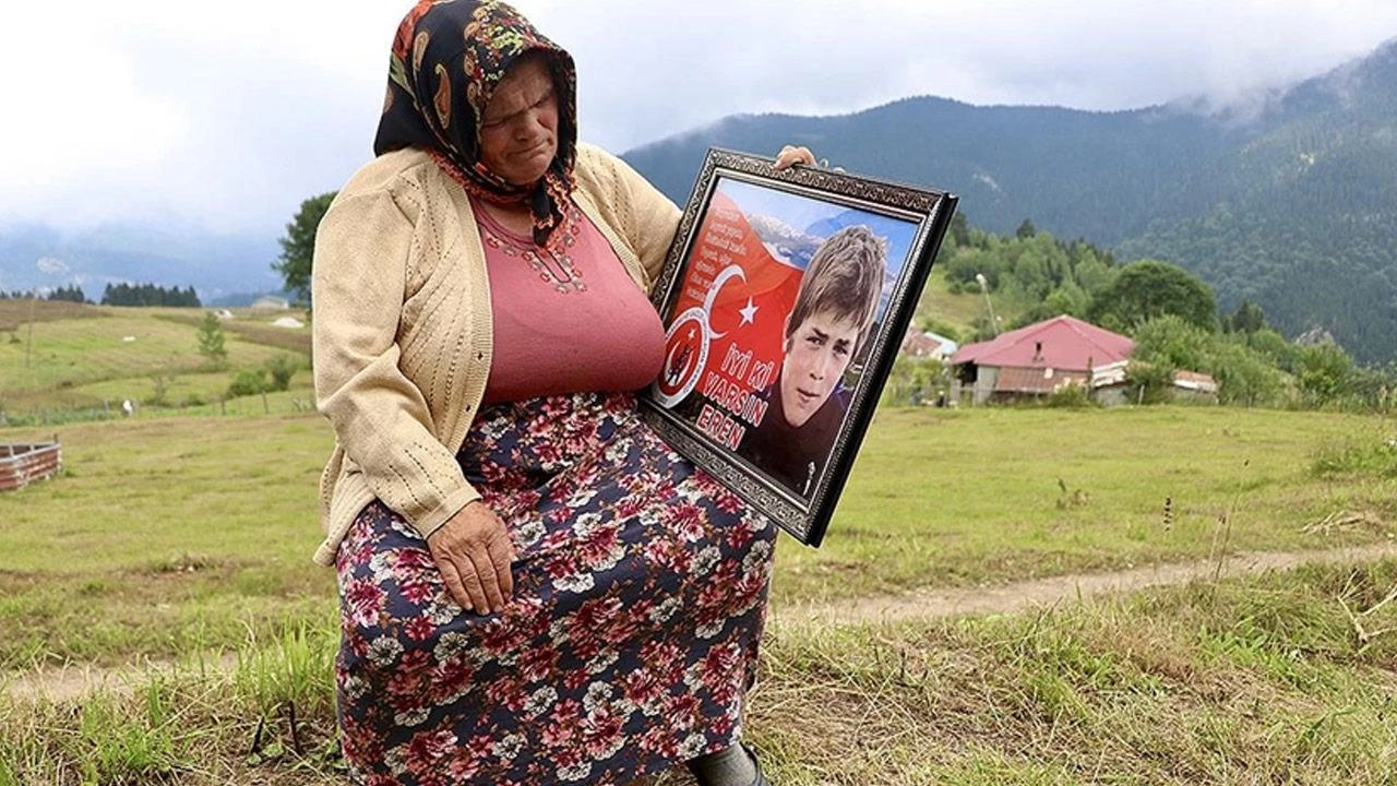 Eren Bülbül ve Ferhat Gedik'in şehadetinin 7.yılı! Annesinin anlattığı cep telefonu detayı yürekleri sızlattı - 2. Resim