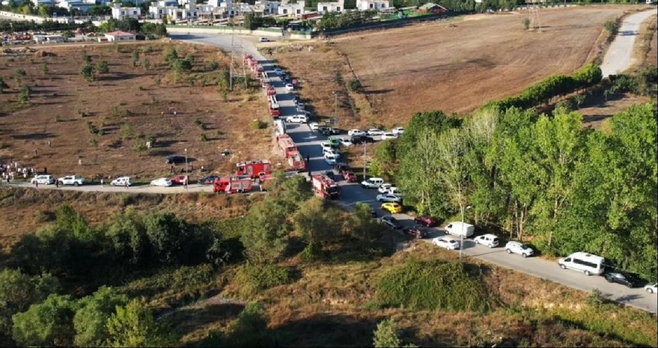 Tuzla’da şantiyede 2 işçi göçük altında kaldı! - 2. Resim