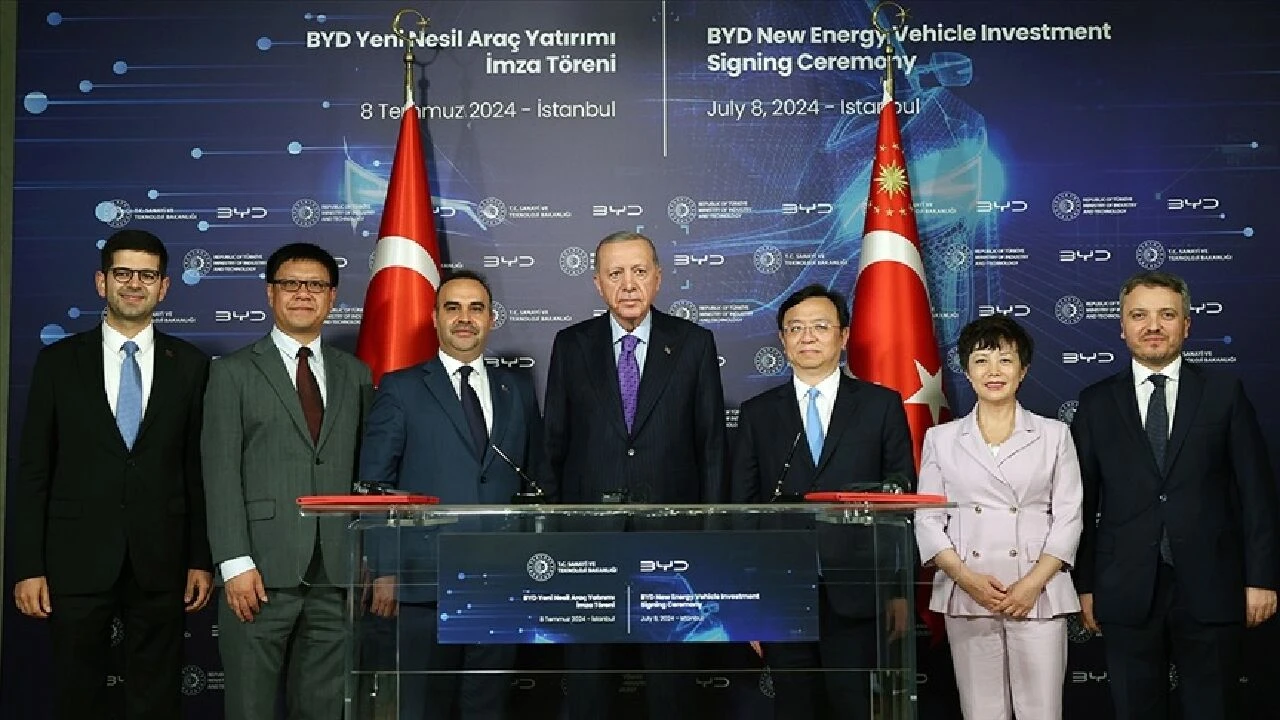 BYD, yeni yatırımların önünü açtı! Bakan Kacır: "Türkiye araç üretim merkezi olacak" - 1. Resim