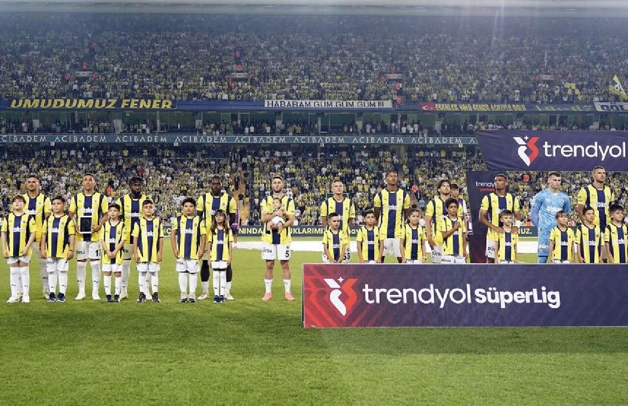 Fenerbahçe, Şampiyonlar Ligi 3. eleme turu rövanşında Lille'i konuk edecek! Muhtemel 11 - 2. Resim