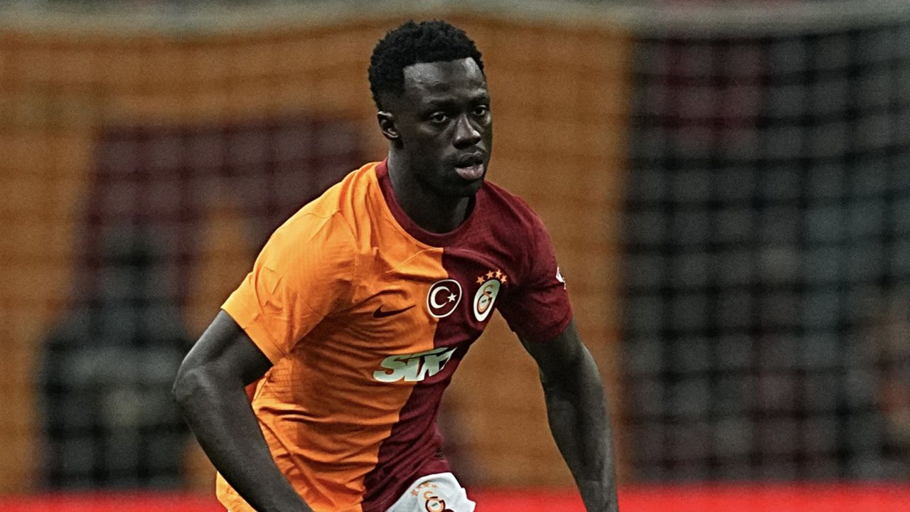 Galatasaray açıkladı: Davinson Sanchez sakatlandı 