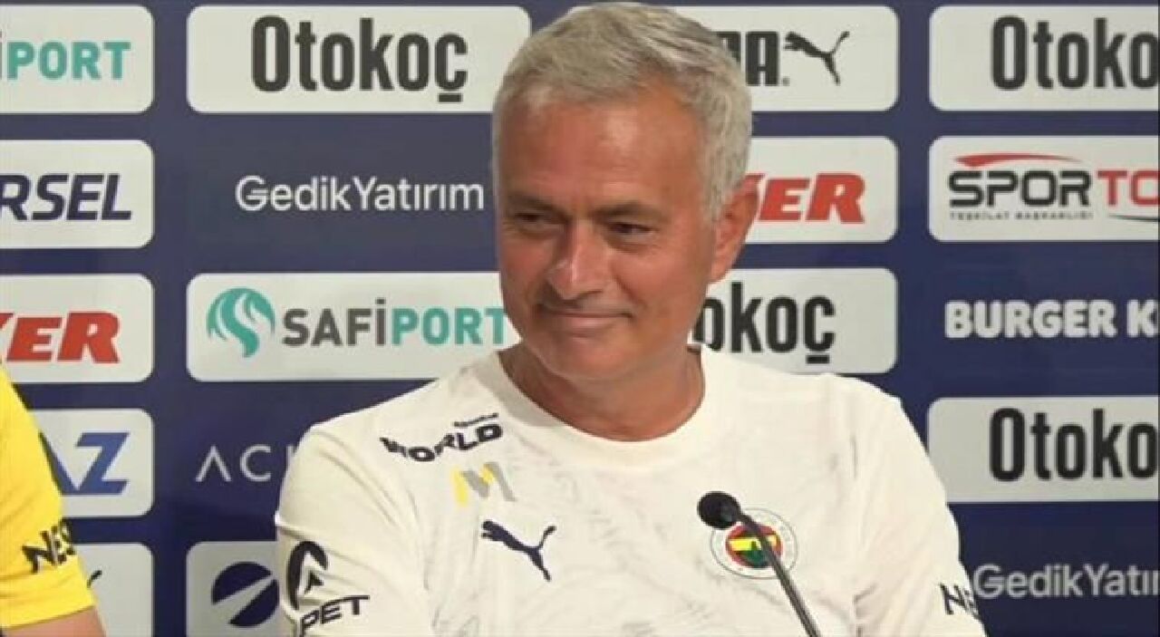 Jose Mourinho'dan Ferdi Kadıoğlu hakkında dikkat çeken sözler!  - 2. Resim