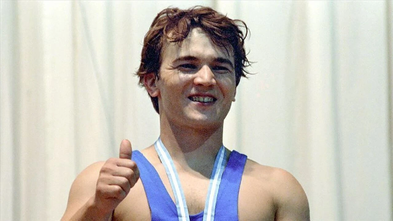 Naim Süleymanoğlu'nun halterde olimpiyat rekoru, 2024 Paris'te 60 kiloda hala kırılmadı - 2. Resim