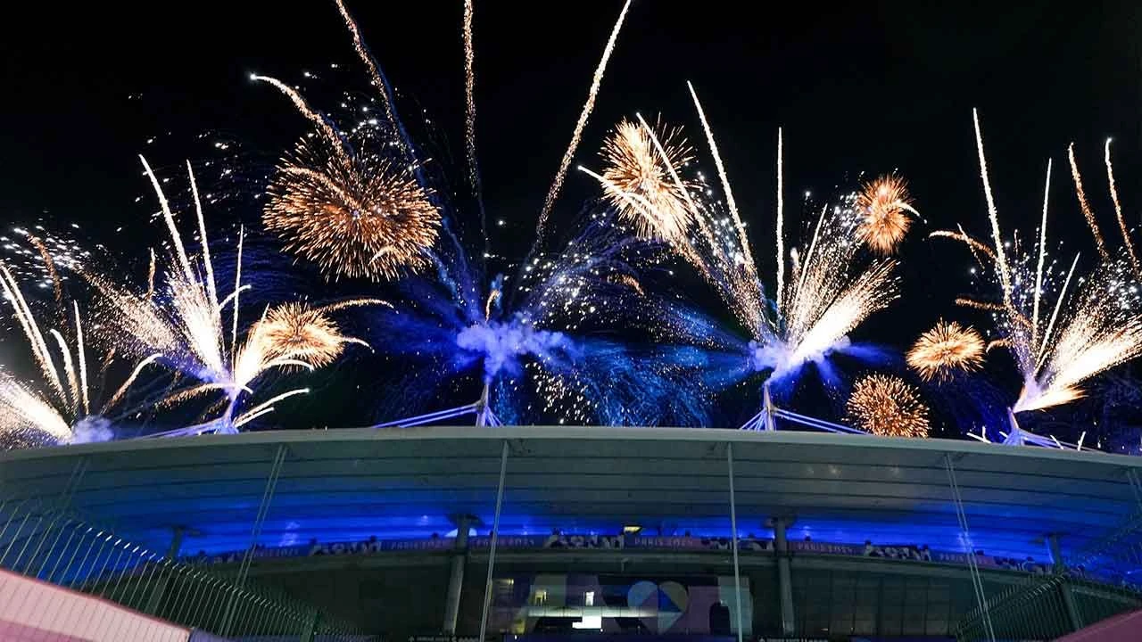 Paris 2024 Olimpiyat Oyunları sona erdi! Kapanış töreninde dikkat çeken anlar... - 4. Resim