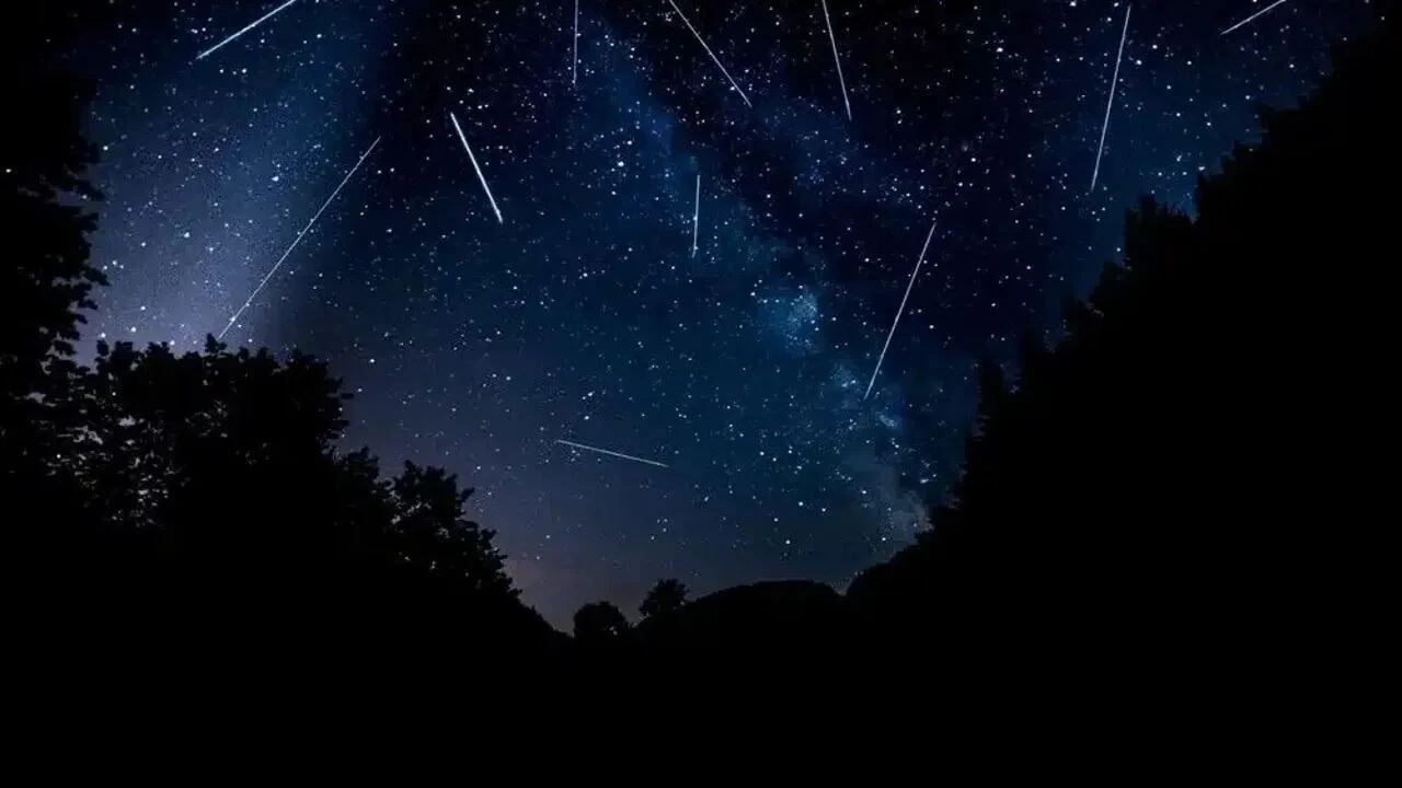 Perseid meteor yağmurunun eşsiz görüntüleri Manisa’da ortaya çıktı