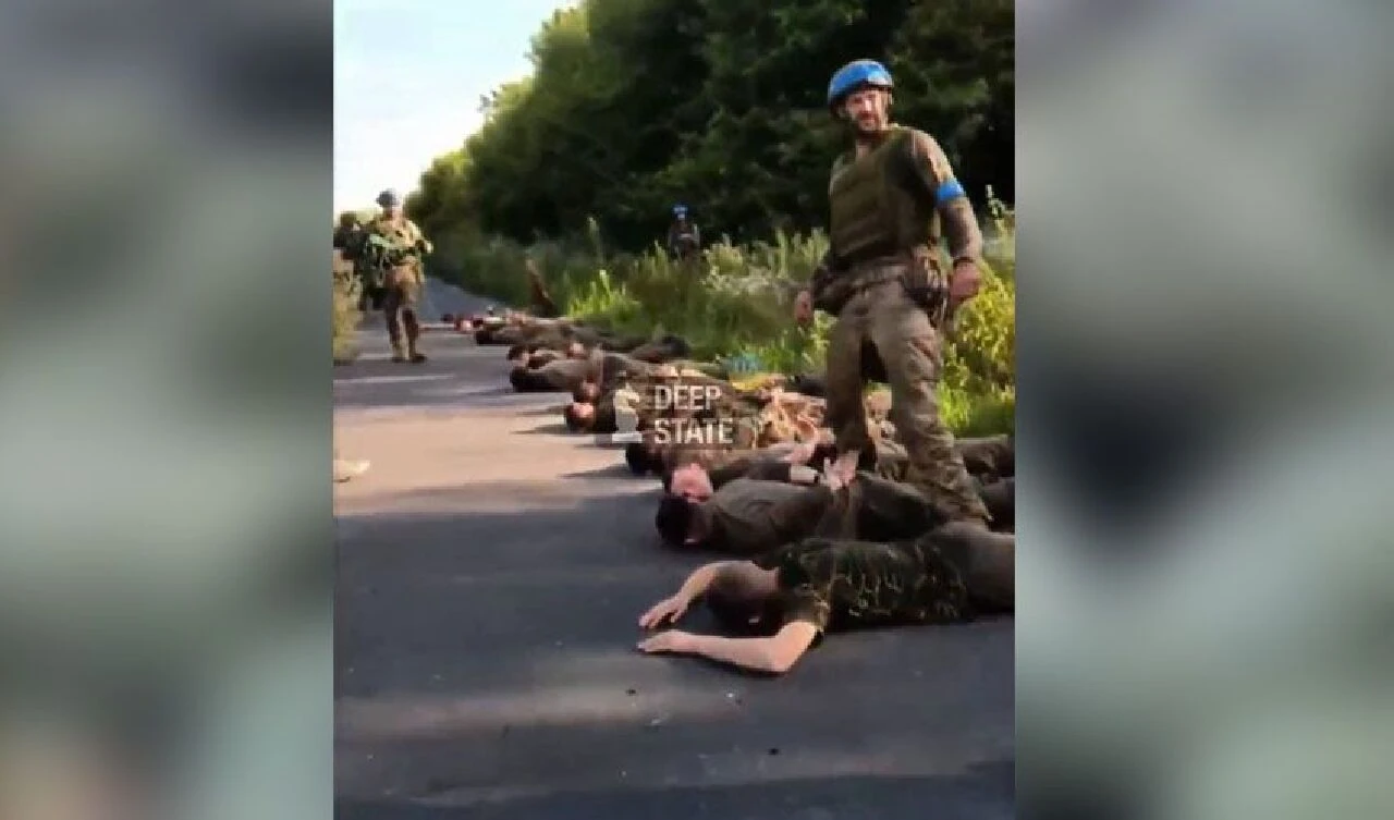 Rus lider Vladimir Putin'i çıldırtacak görüntüler! Ukrayna çok sayıda Rus askerini Kursk'ta esir aldı - 1. Resim