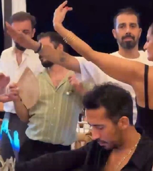 Ünlü rapçi Gazapizm'in düğündeki ciddiyeti gündem oldu! Kendisini paylaşan sayfaya verdiği cevap herkesi güldürdü - 1. Resim