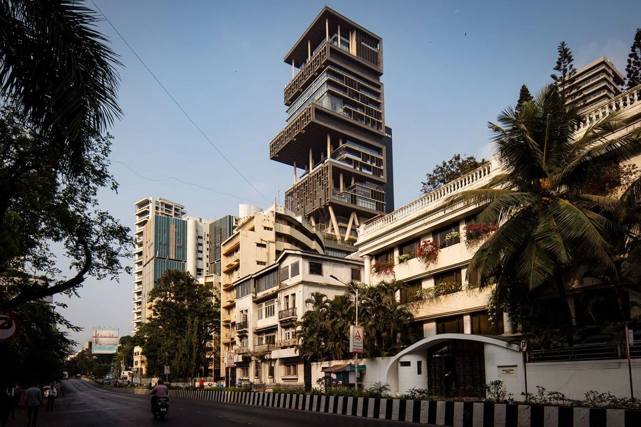 İHA'ları düşürecek yapılarla donanımlı 21. yüzyılın kaleleri! Ultra zenginler 3. Dünya Savaşı'na hazırlanıyor