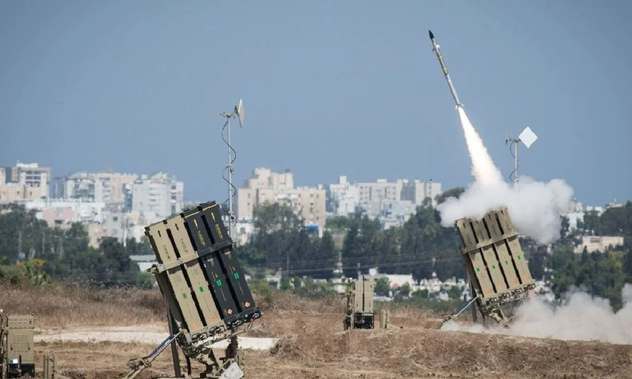 İşgalci İsrail alarm verdi, hava savunma anında devreye girdi: Lübnan'dan kalkan iki İHA düşürüldü - 1. Resim