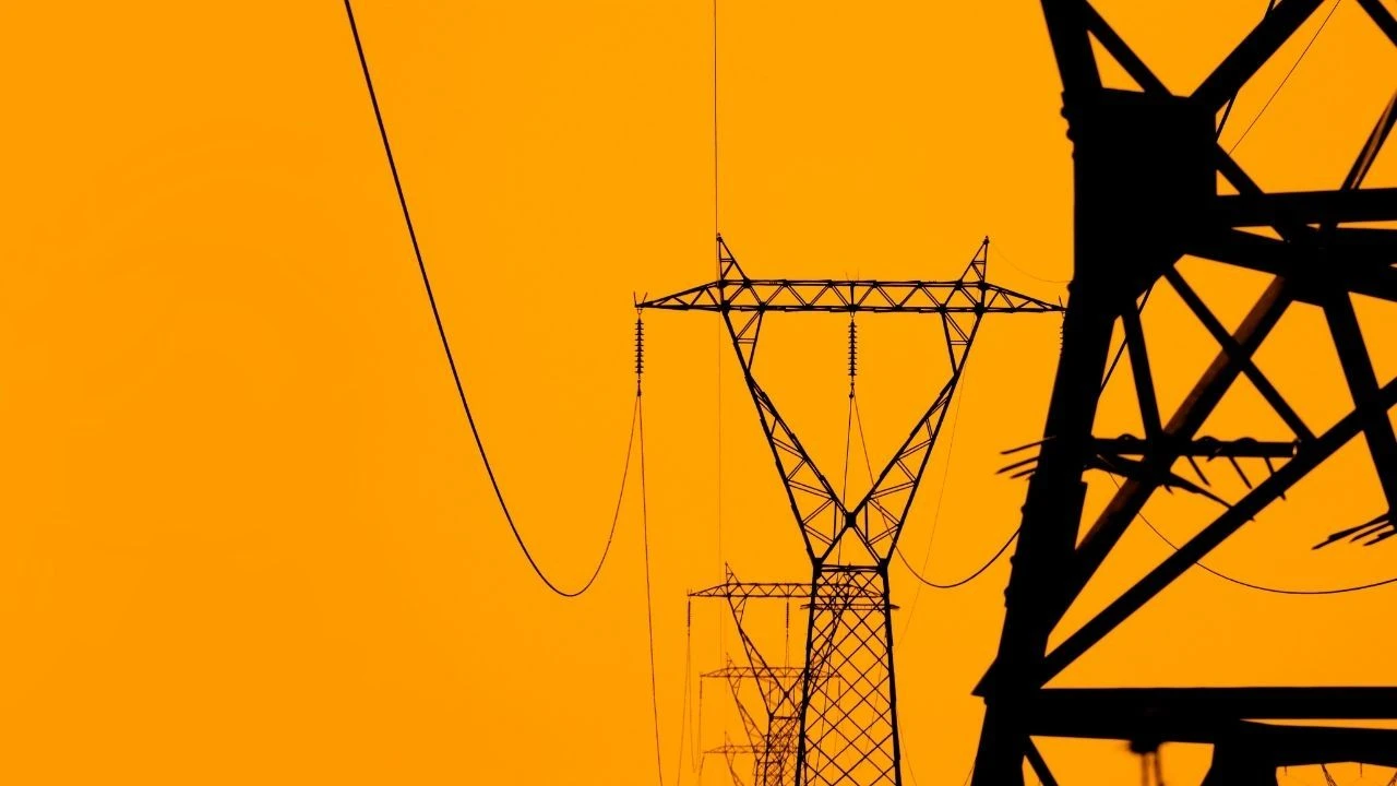 Mersin Tarsus'ta Kardelen, Kuşak sokaklarında elektrik kesintisi 17.30'da sonlanacak (13 Ağustos)