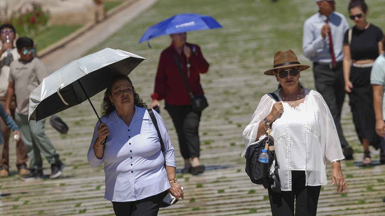 Sıcaklıklar artıyor! Meteoroloji haritayı güncelledi ve uyardı: 40 dereceyi aşacak... İşte 13 Ağustos hava durumu