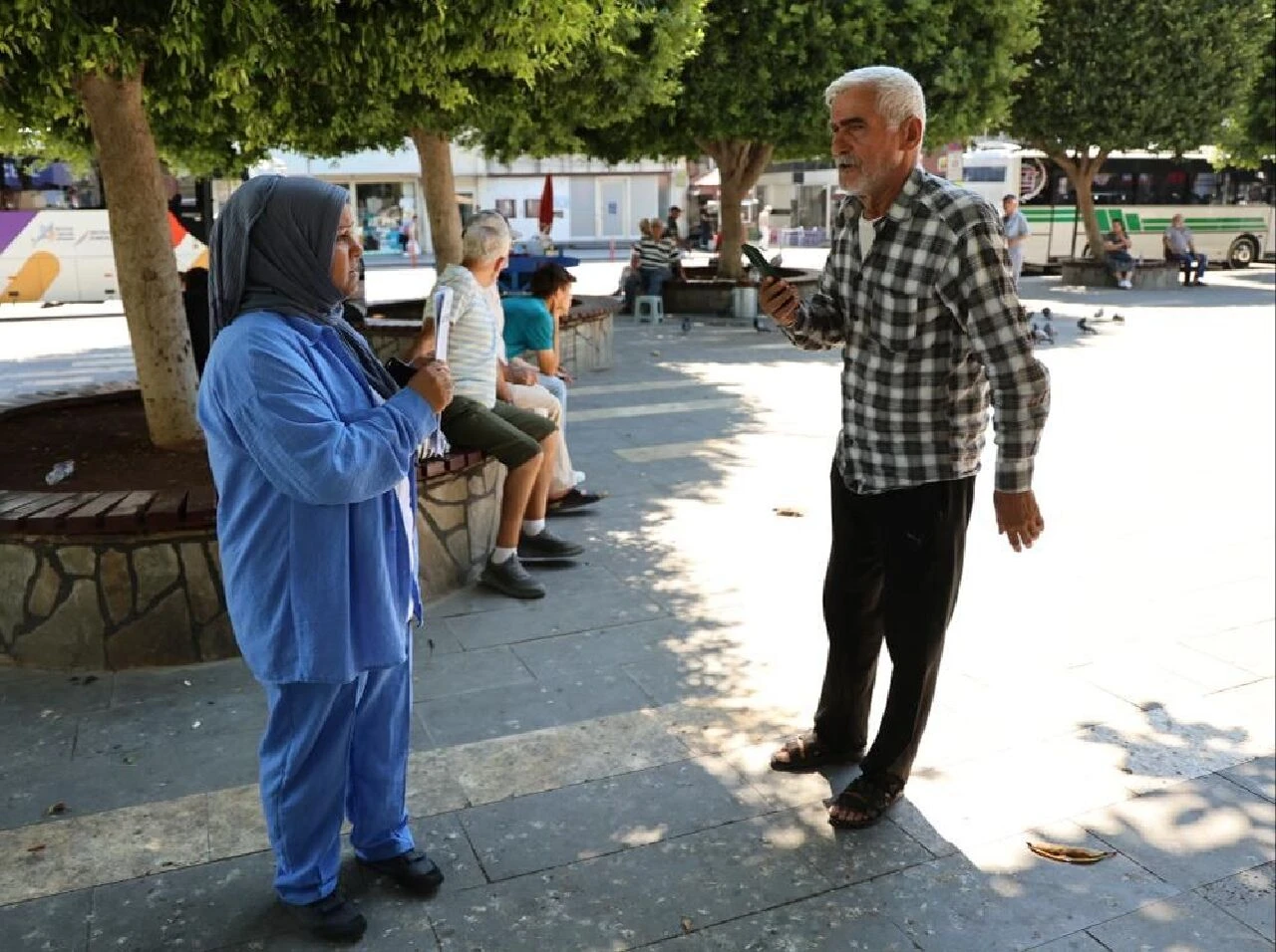 Sokak sokak gezip babasını sordu! 'En azından bir mezarı olsun' - 4. Resim